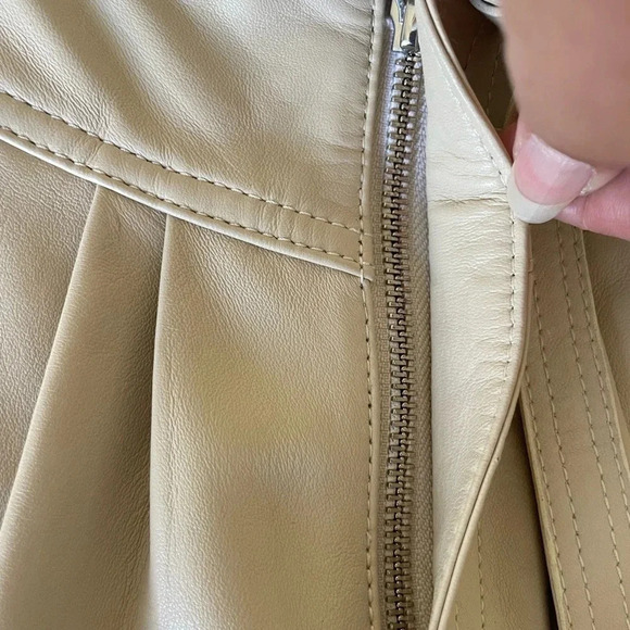 Revolve L’Academie Savon cream leather shorts - Picture 6 of 16